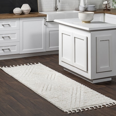 Nuloom Risette Geometric Shag Tassel Area Rug 2ft 8in x 8ft OZDN19A-2808